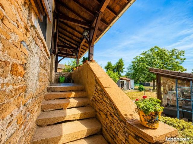 Maison vente à Mâcon, Charnay-lès-mâcon