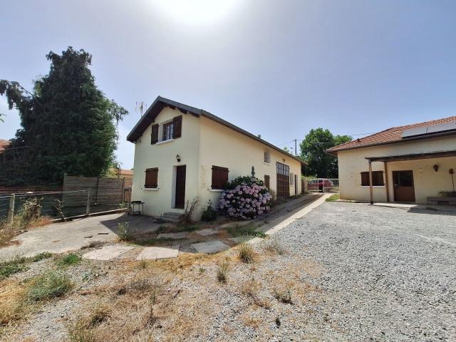 Maison vente à Bagnères-de-Bigorre, Arné