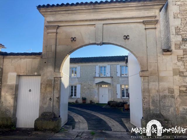 Maison vente à Cognac, Bourg-charente