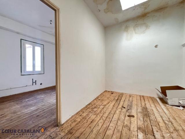 Maison vente à Céret, Caixas