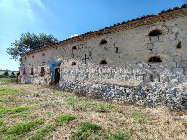 Maison vente à Castres, Blan
