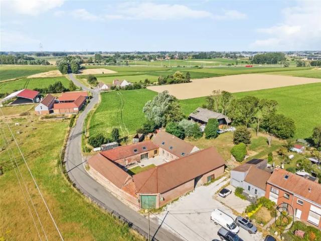 Ferme vente à Esquelmes, Wallonie