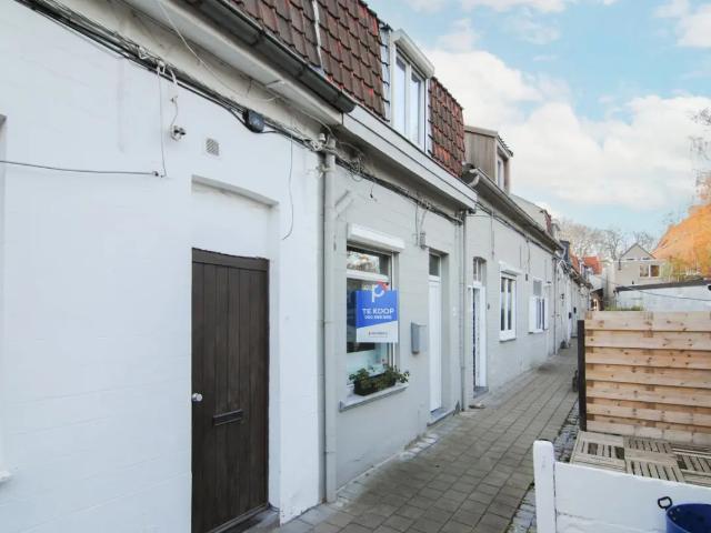 Maison vente à Courtrai, West-Vlaanderen