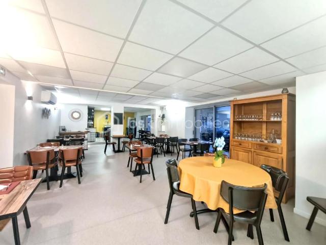 Local Commercial vente à Roanne, Cordelle