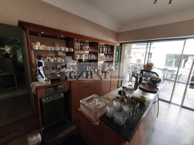 Local Commercial vente à Grasse, Vallauris