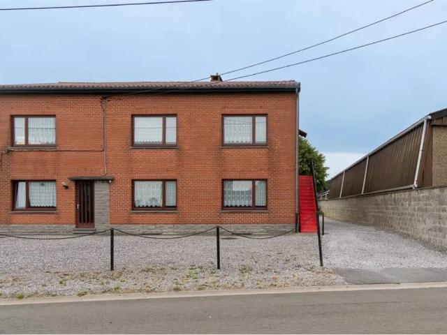 Local Commercial vente à Anderlues, Wallonie