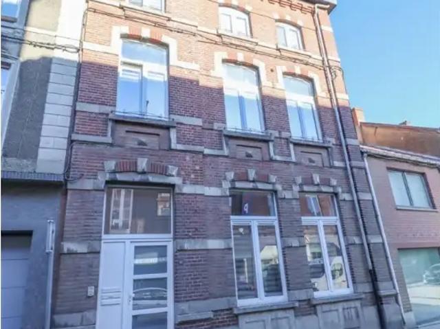 Local Commercial vente à Châtelet, Wallonie