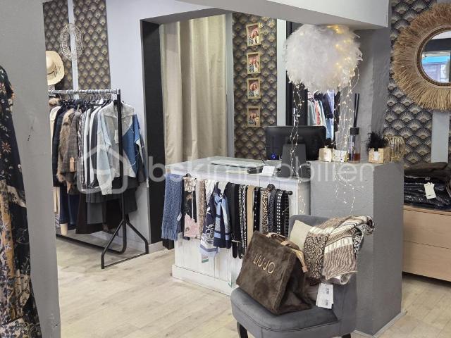 Local Commercial vente à Les Andelys, Louviers