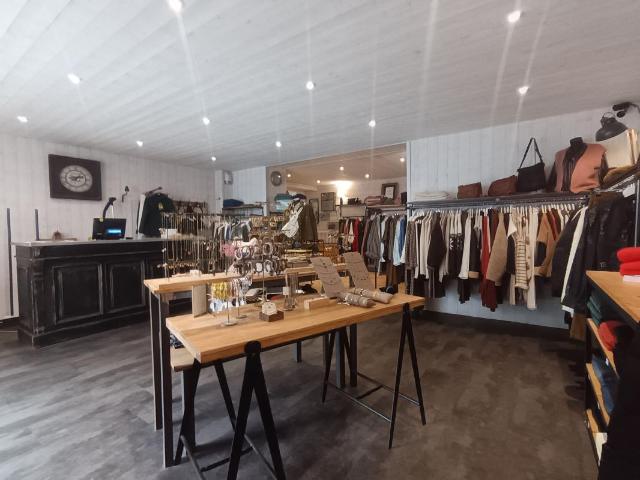 Local Commercial vente à Vannes, Bretagne