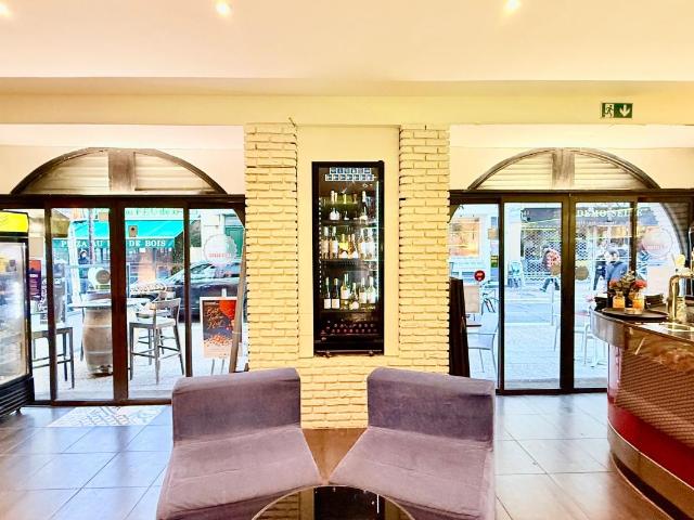 Local Commercial vente à Nice