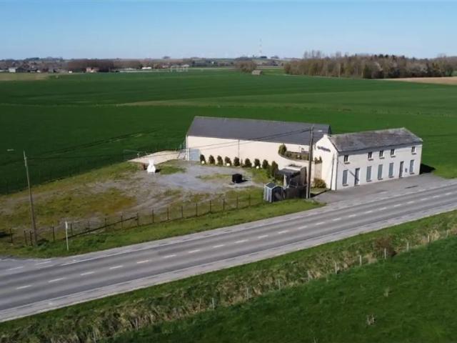 Local Commercial vente à Rumes, Wallonie