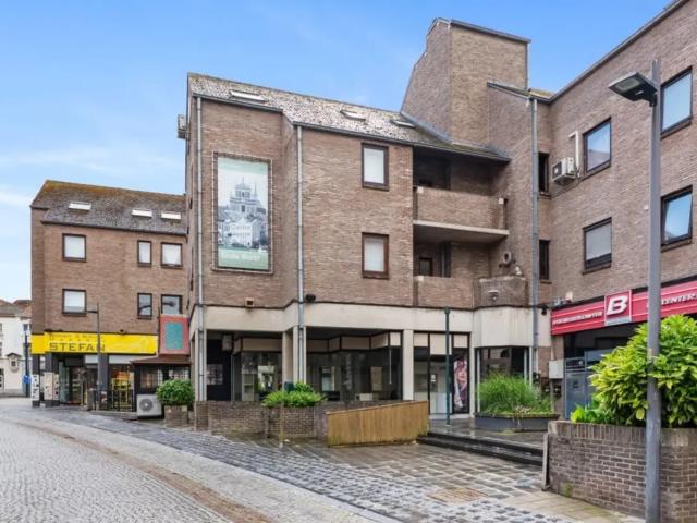 Local Commercial vente à Gelinden, Limburg
