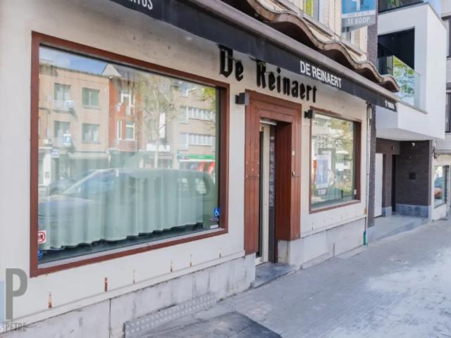 Local Commercial vente à Zottegem, Oost-Vlaanderen