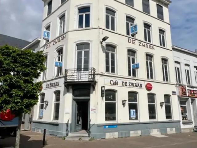 Local Commercial vente à Zottegem, Oost-Vlaanderen