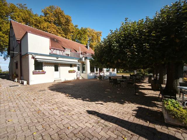Local Commercial vente à Charenton, Pouilly-sur-Loire