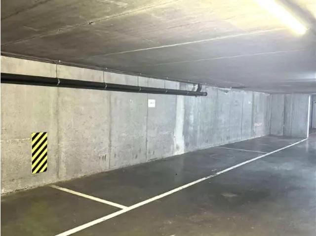 Garage vente à Anderlecht, Bruxelles