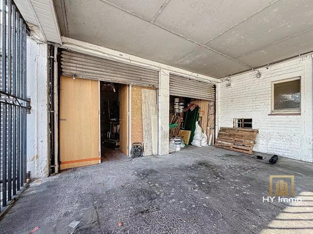 Garage vente à Anderlecht, Bruxelles