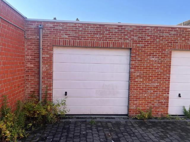 Garage vente à Courtrai, West-Vlaanderen
