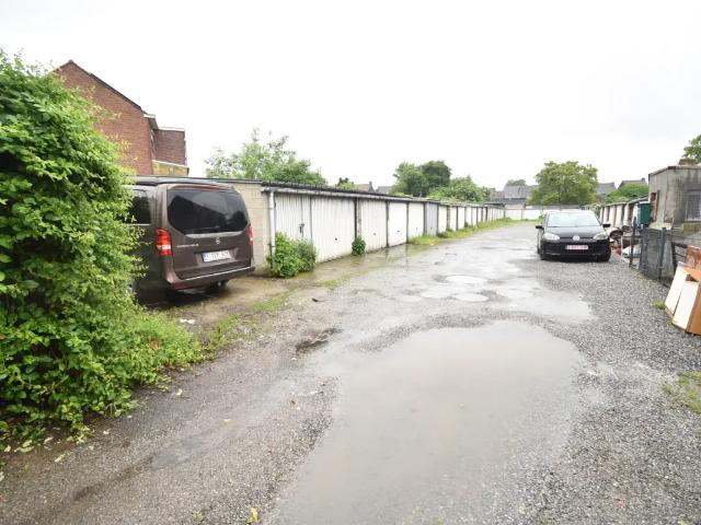 Garage vente à Charleroi, Wallonie