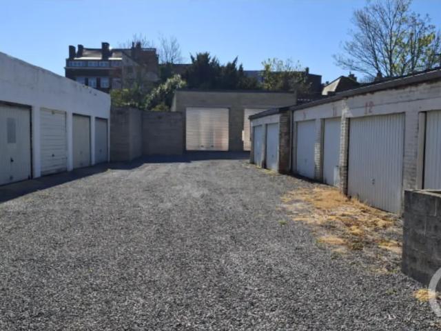 Garage vente à Charleroi, Wallonie