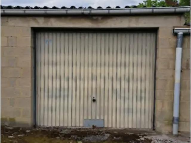 Garage vente à Châtelet, Wallonie