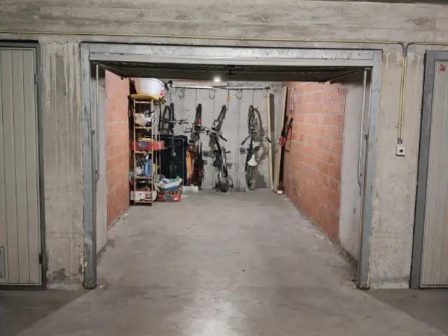 Garage vente à Coxyde, West-Vlaanderen