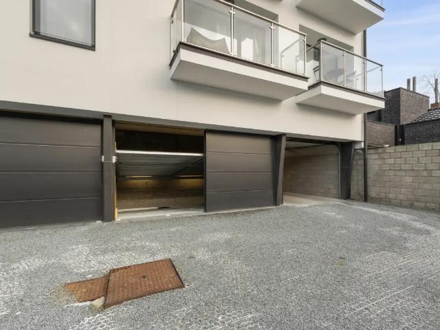Garage vente à Dendermonde, Oost-Vlaanderen