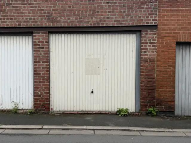 Garage vente à Dour, Hainaut