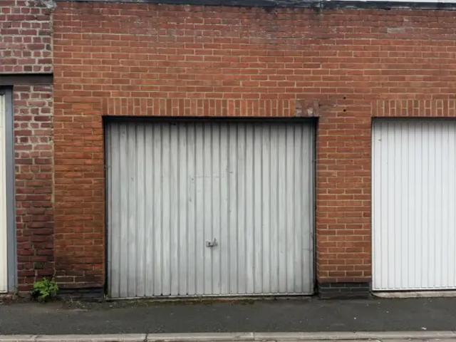Garage vente à Dour, Hainaut