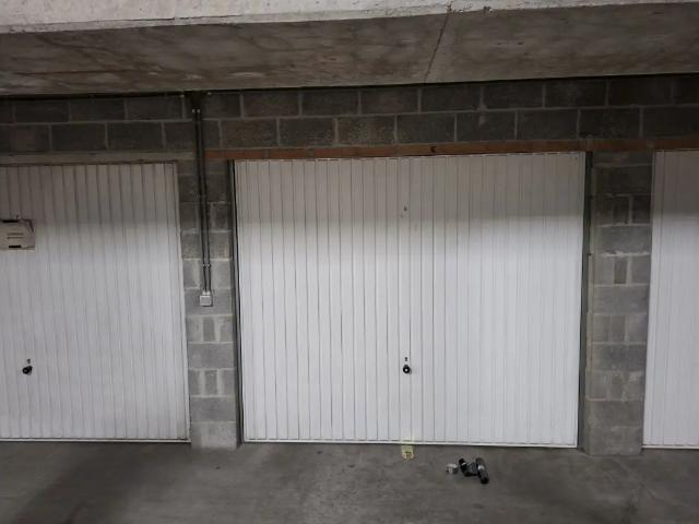 Garage vente à Evere, Bruxelles