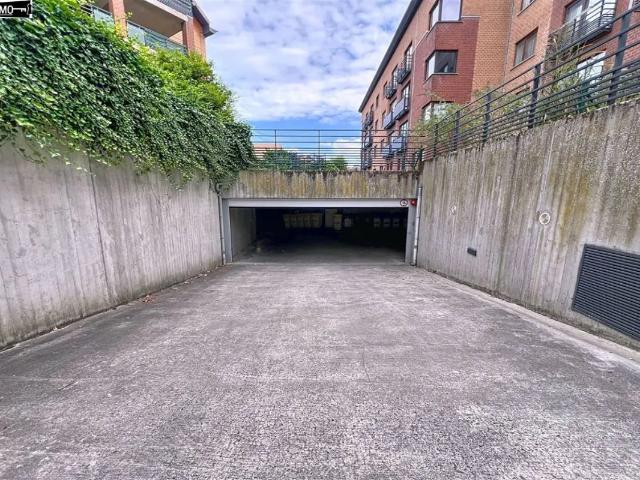 Garage vente à Evere, Bruxelles