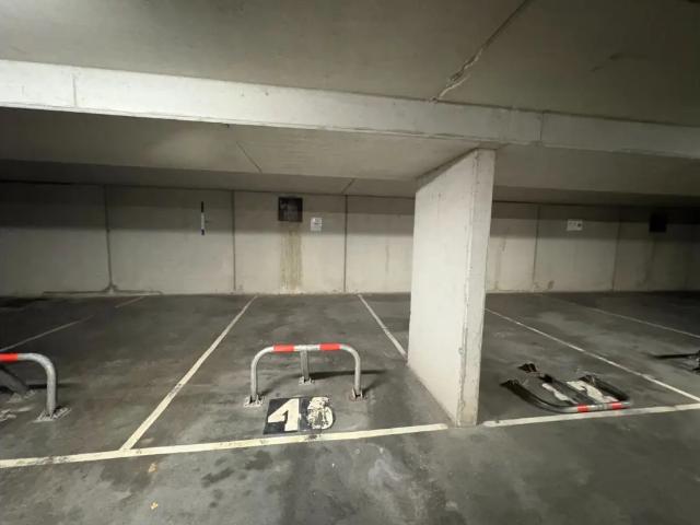 Garage vente à Evere, Bruxelles