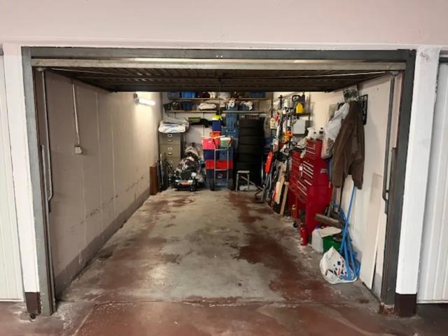 Garage vente à Evere, Bruxelles