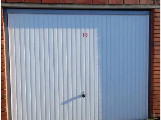 Garage vente à Bergen, Wallonie