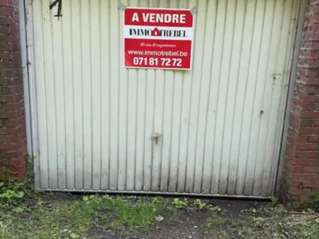 Garage vente à Fontaine-l'évêque, Wallonie