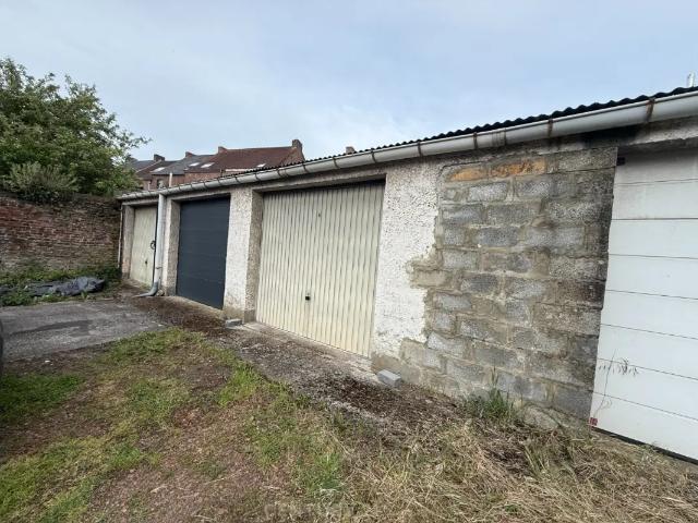 Garage vente à Bergen, Wallonie