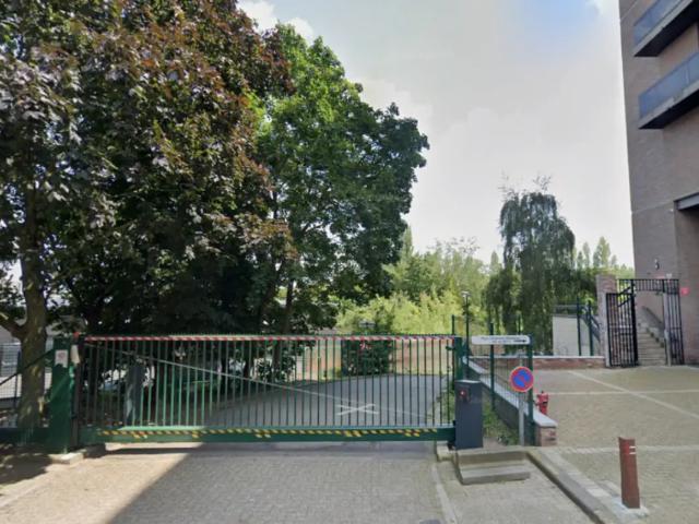 Garage vente à Jette, Bruxelles