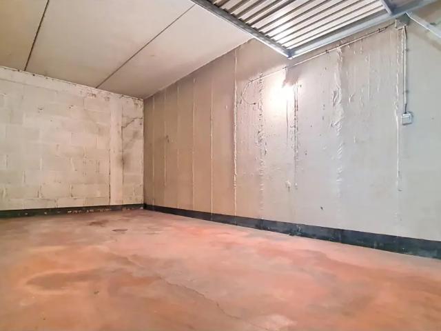 Garage vente à Jette, Bruxelles