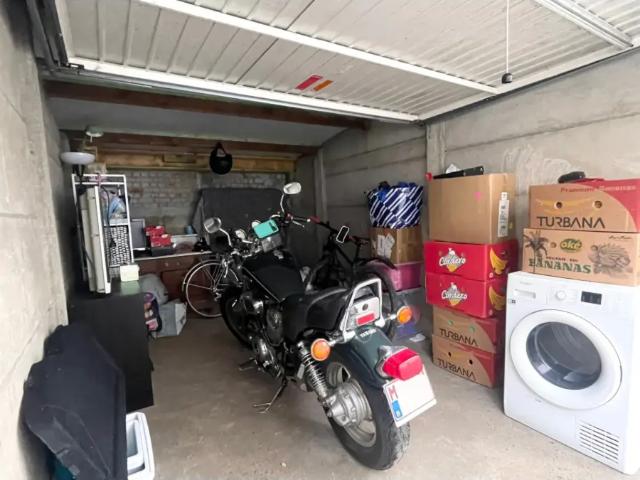 Garage vente à Jette, Bruxelles