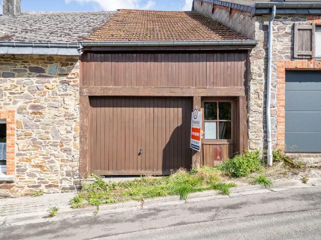 Garage vente à Smuid, Libin