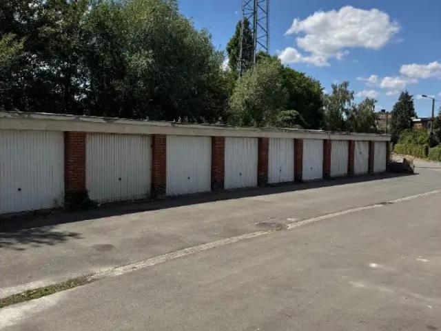 Garage vente à Charleroi, Wallonie