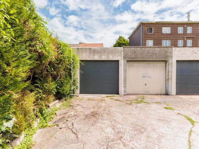 Garage vente à Charleroi, Wallonie
