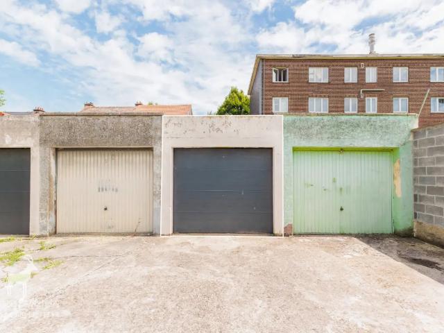 Garage vente à Charleroi, Wallonie