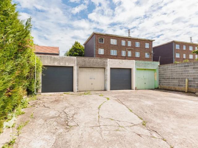 Garage vente à Charleroi, Wallonie