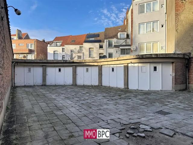 Garage vente à Molem, Bruxelles