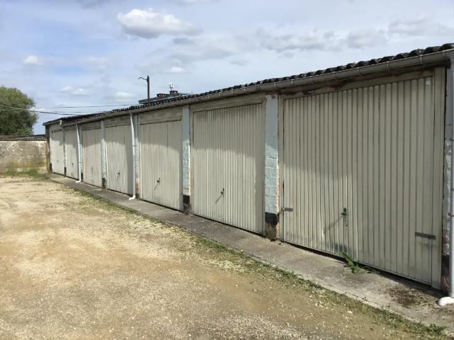 Garage vente à Charleroi, Wallonie