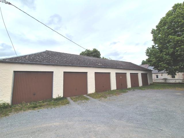 Garage vente à Nismes, Wallonie
