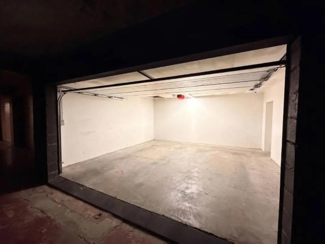 Garage vente à Roeselare, West-Vlaanderen