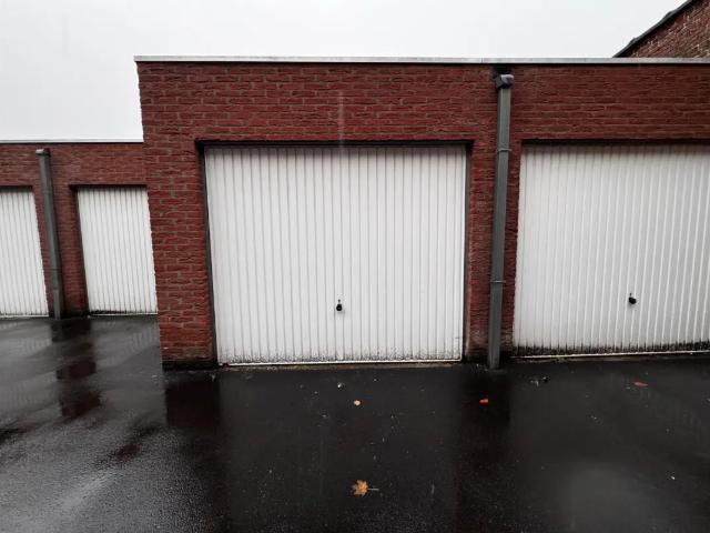 Garage vente à Roeselare, West-Vlaanderen