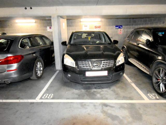 Garage vente à Saint-josse-ten-noode, Bruxelles